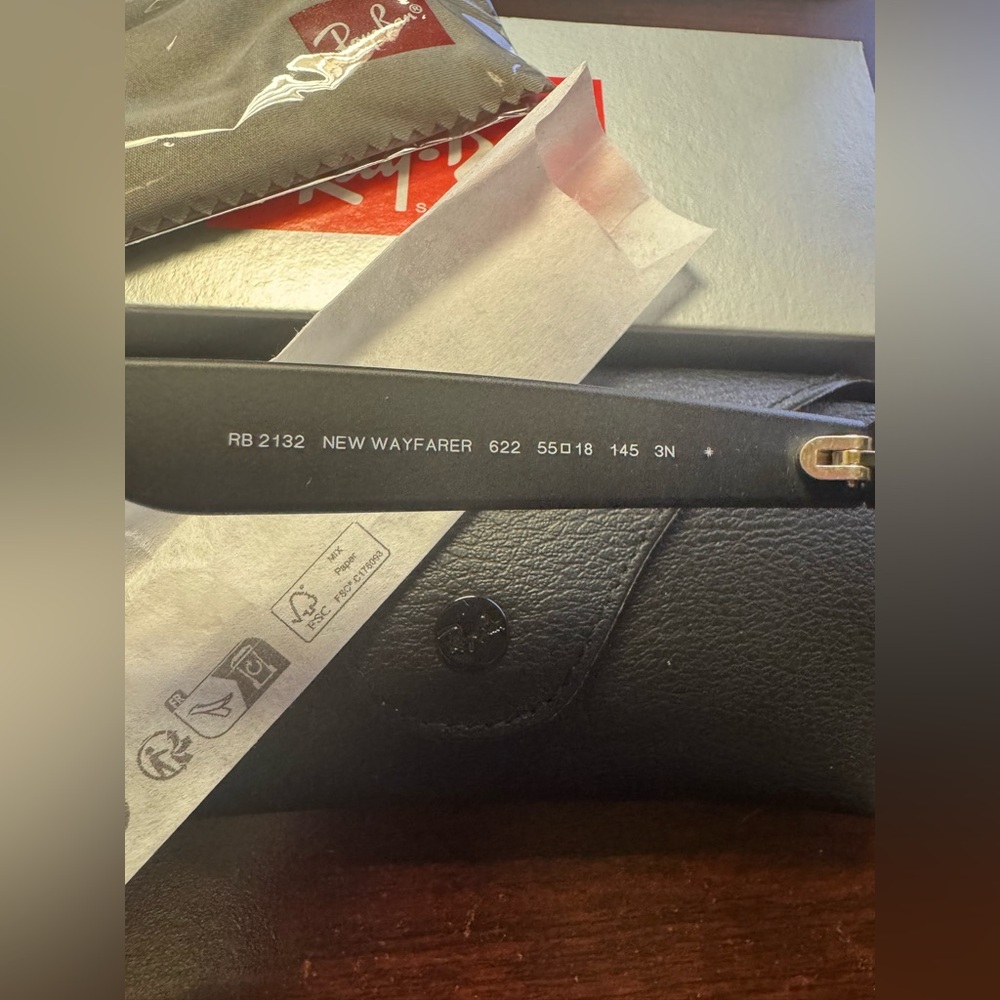 Authentic NWB Ray Ban New Wayfarer Matte Black RB2132 - Picture 4 of 6